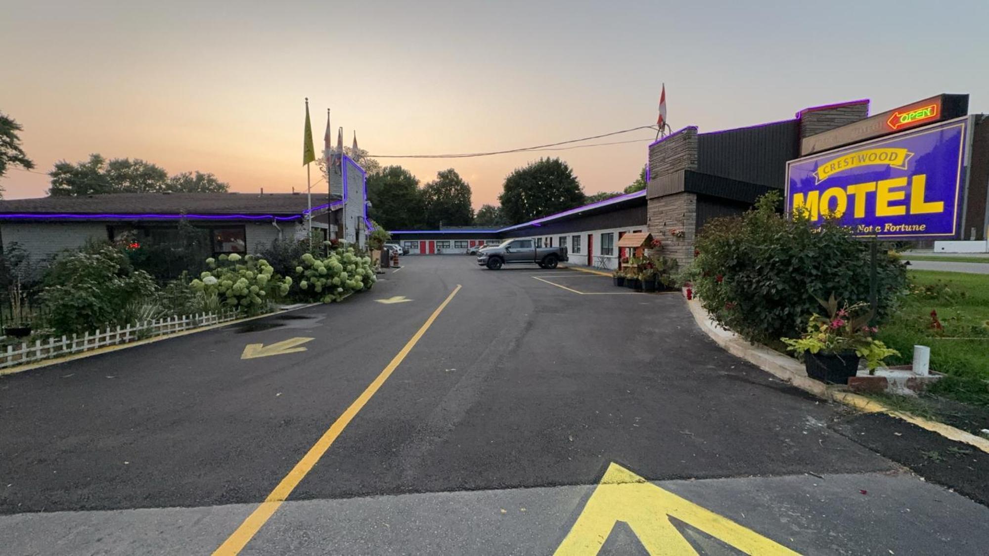 Crestwood Motel Burlington Dış mekan fotoğraf